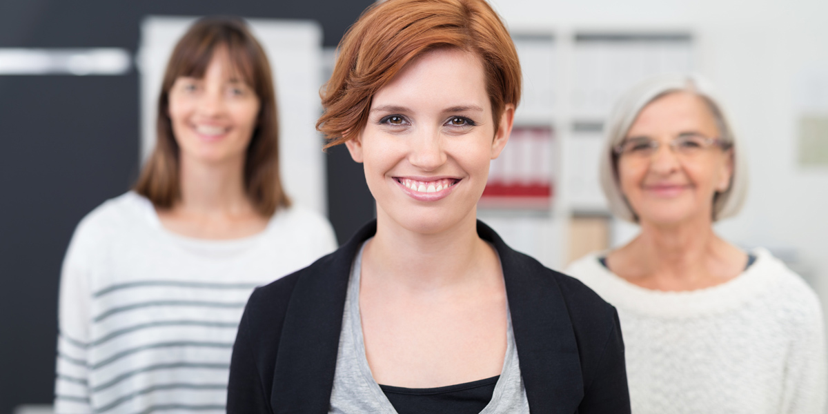 Drei Frauen in einem Unternehmen, Foto: © contrastwerkstatt / Fotolia